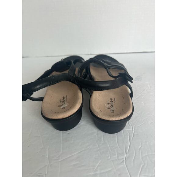 Clarks Collection Loomis Katey Black Leather Strappy Low Heel Comfort Sandals 8 - Picture 9 of 12